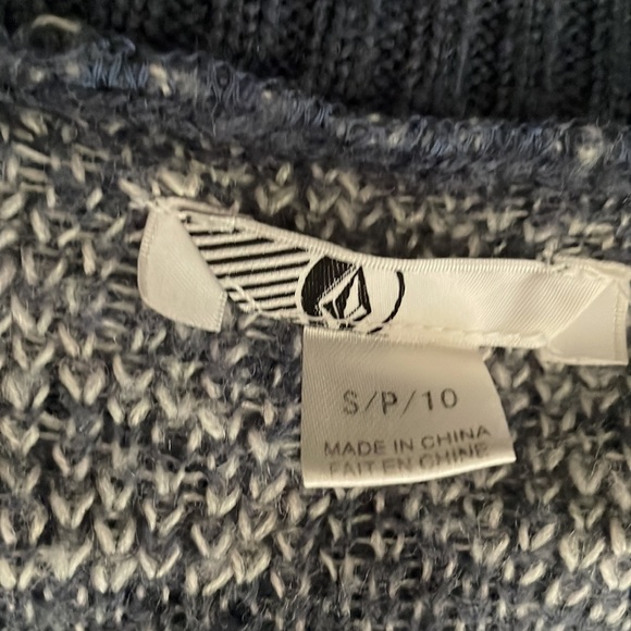 Volcom Floral Long sleeve Button up Cardigan - Picture 3 of 4